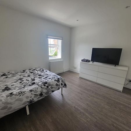 Private Room Near Central Ideal For City Explorers London Exterior photo